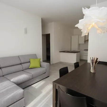 Vilma 02 Apartman *